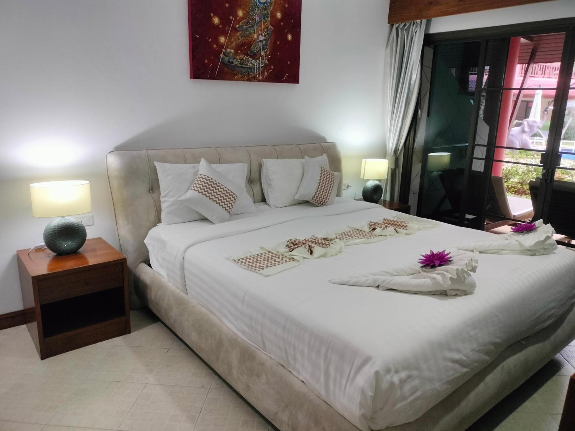 Sai Rougn Apartment Patong Exterior foto