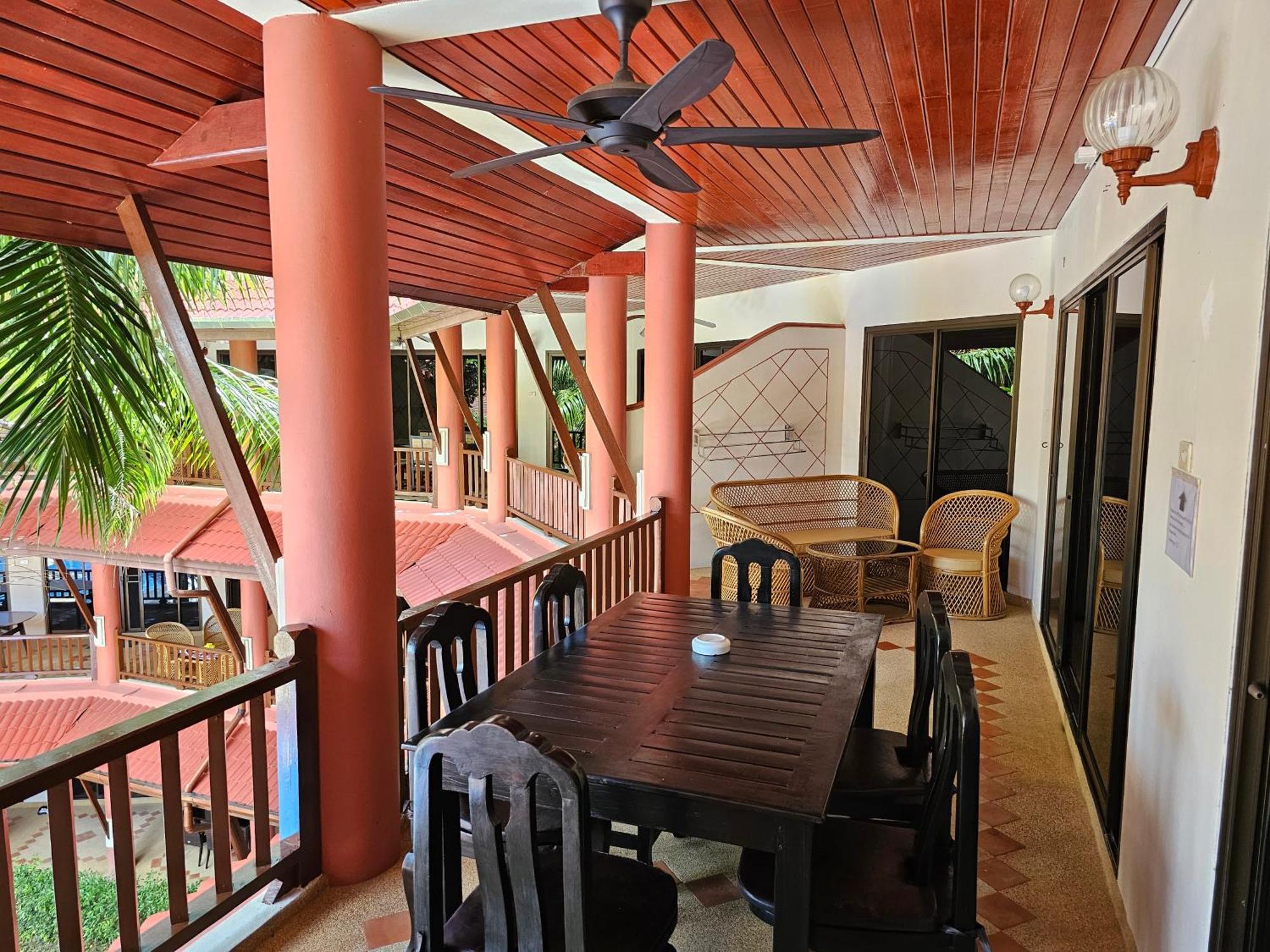 Sai Rougn Apartment Patong Exterior foto